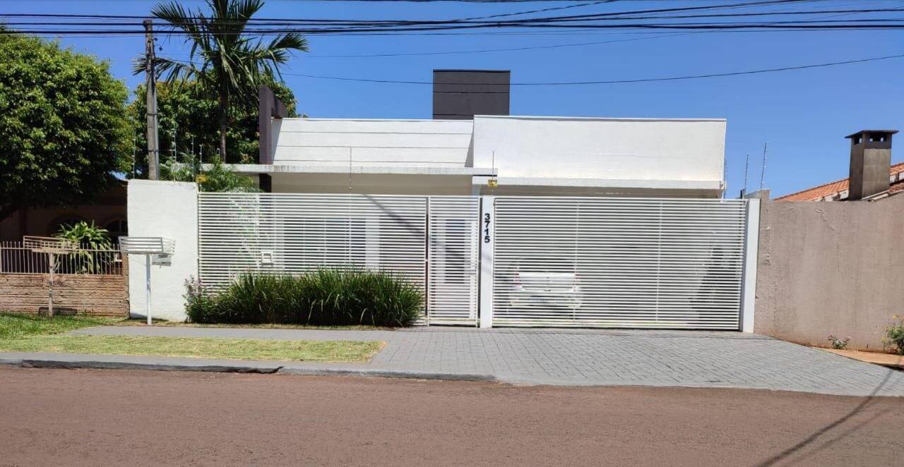 #466 - Casa para Venda em Cascavel - PR