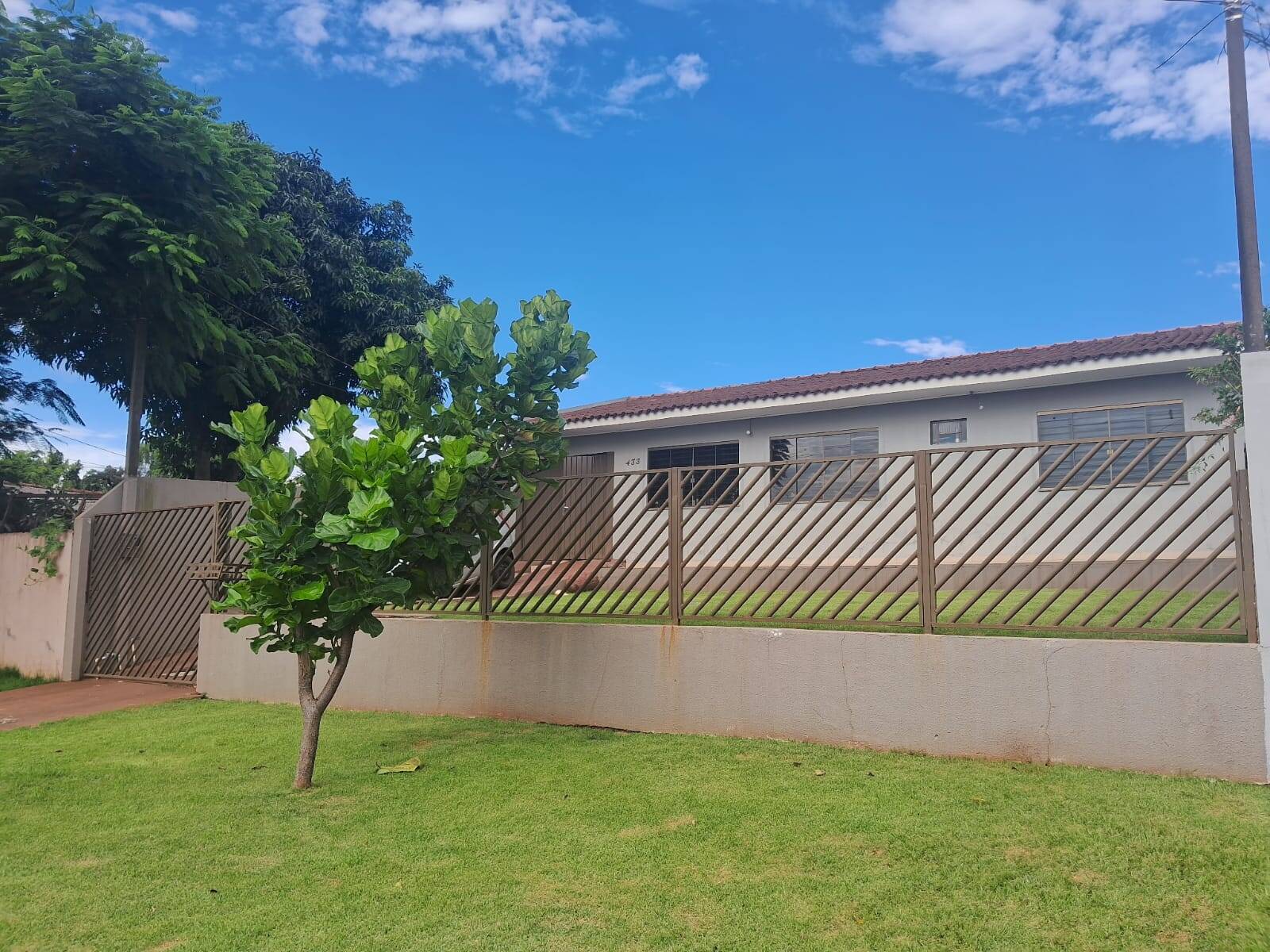 #724 - Casa para Venda em Cascavel - PR