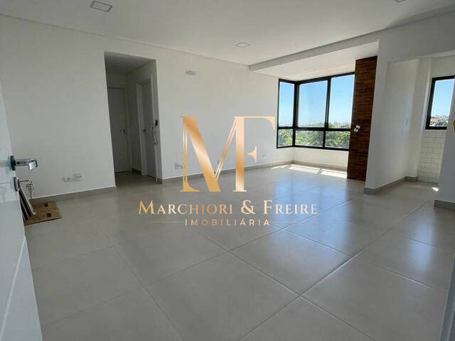 #488 - Apartamento para Venda em Cascavel - PR