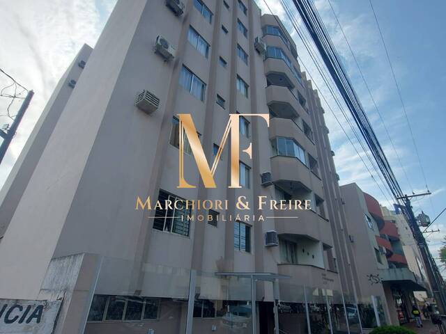 #546 - Apartamento para Venda em Cascavel - PR