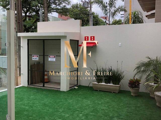 Apartamento para Venda em Cascavel - 3